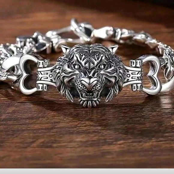 Men's Stainless Steel Silver Tiger Head Bracelet 8" - Picture 11 of 11